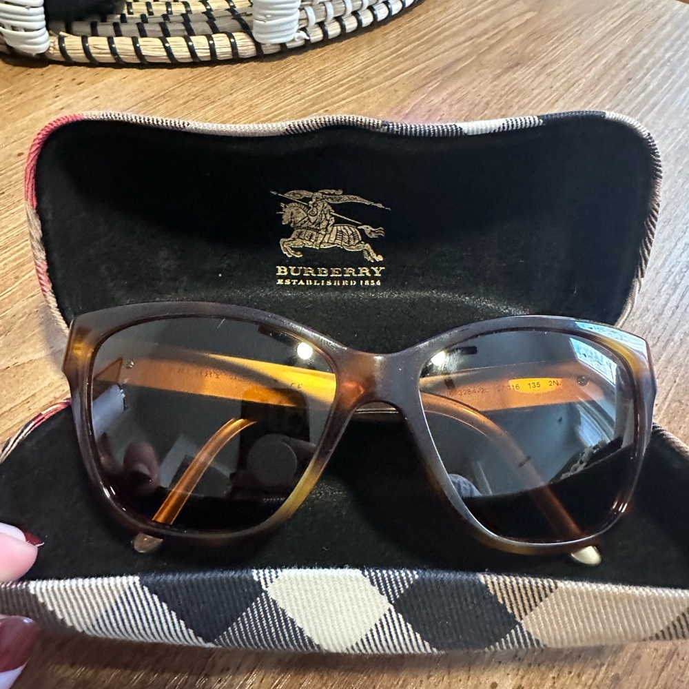 Burberry sunglasses